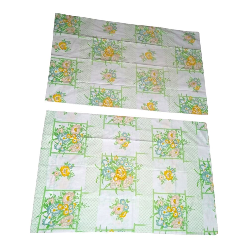MCM Vintage Cannon Monticello Standard Floral Pillowcases Cottage Retro